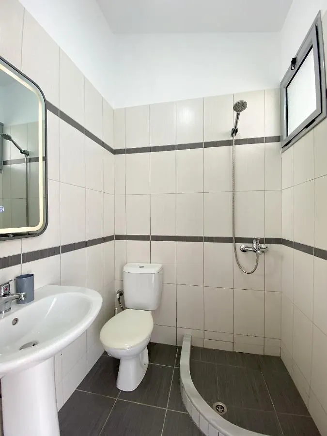 Apartment Acta'S Rooms Himare
