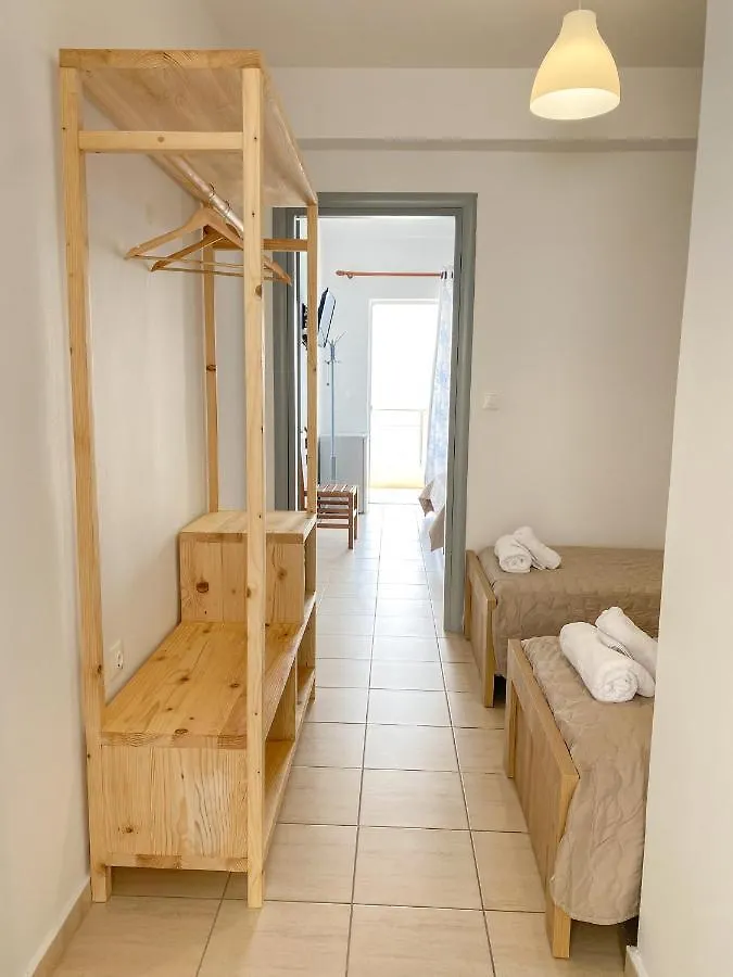 Apartment Acta'S Rooms Himare