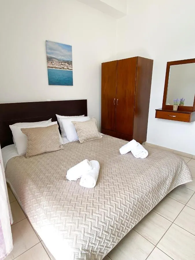 Acta'S Rooms Himare 0*,